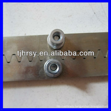 Zinc plated gear rack M4